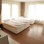 Aparthotel Aria Complex