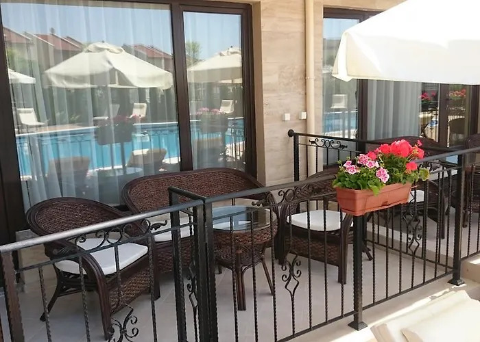 Aria Complex Aparthotel 3*